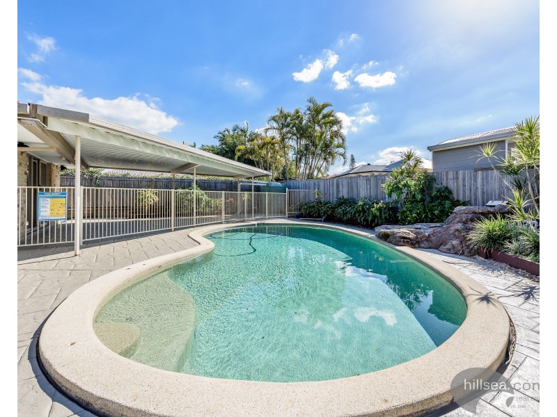 32 Boreen Court, Helensvale QLD 4212