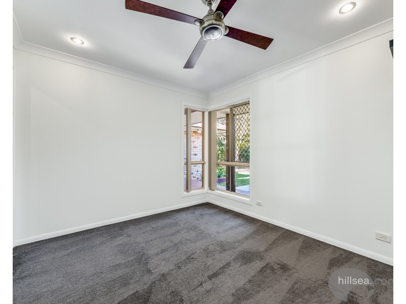 32 Boreen Court, Helensvale QLD 4212
