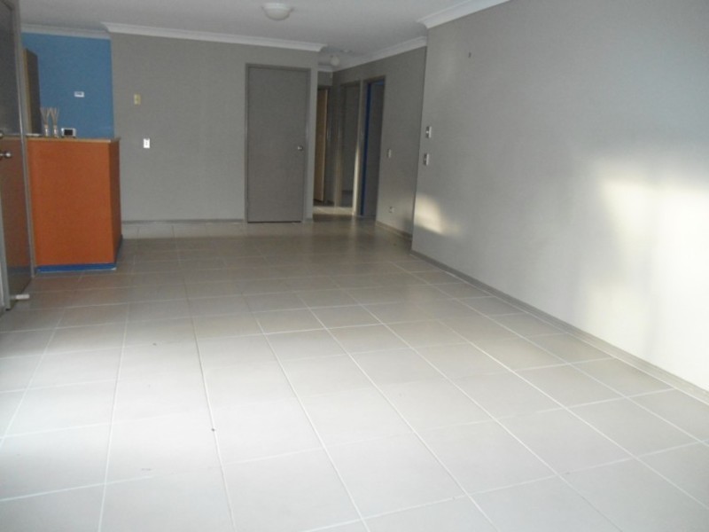 1/499 Pine Ridge Road, Runaway Bay QLD 4216