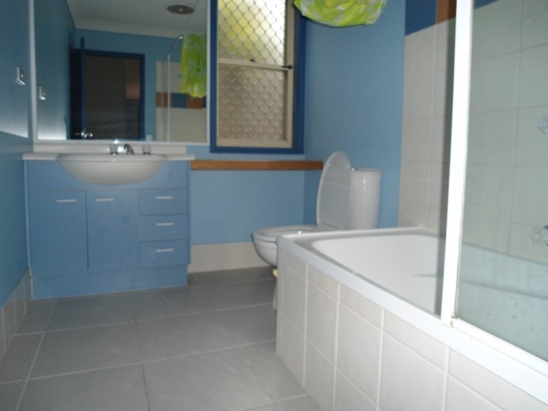 1/499 Pine Ridge Road, Runaway Bay QLD 4216