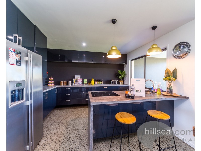 2/15 Crystal Reef Drive, Coombabah QLD 4216