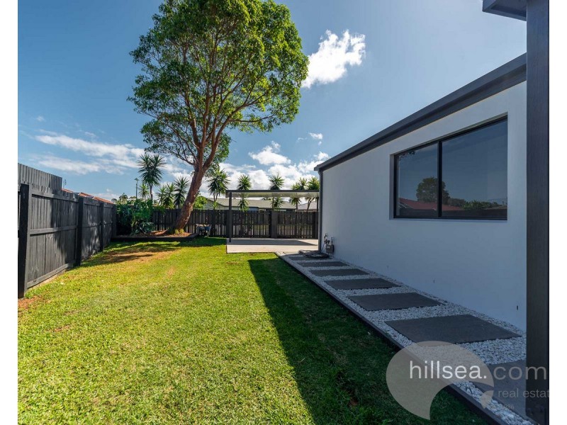 2/15 Crystal Reef Drive, Coombabah QLD 4216