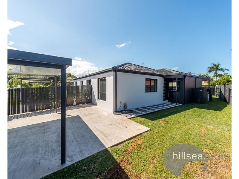 2/15 Crystal Reef Drive, Coombabah QLD 4216