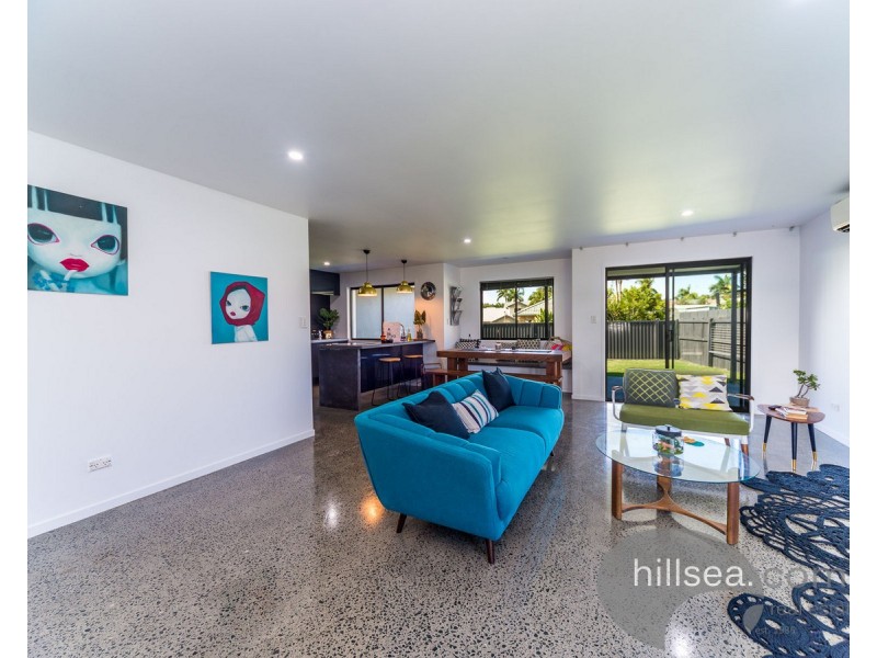 2/15 Crystal Reef Drive, Coombabah QLD 4216