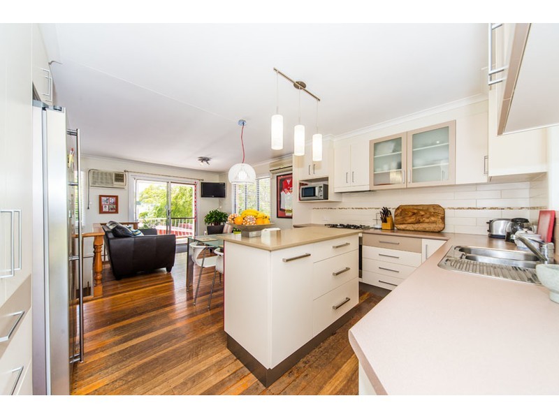 22 Kurrajong Avenue, Hollywell QLD 4216