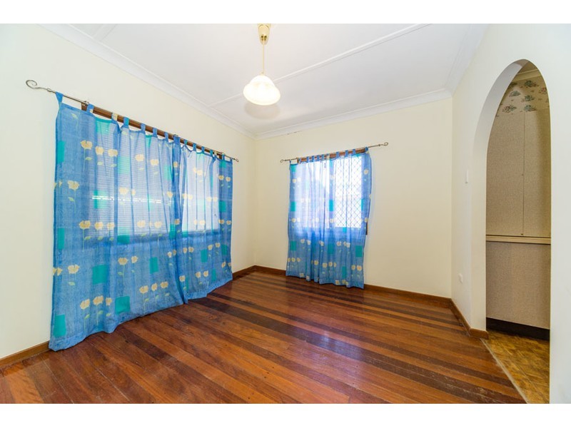 58 Allinga Street, Coombabah QLD 4216