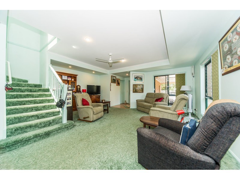 1/15 Azalea Avenue, Hollywell QLD 4216