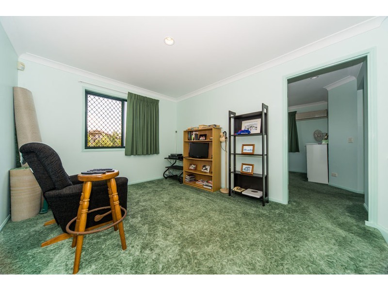1/15 Azalea Avenue, Hollywell QLD 4216