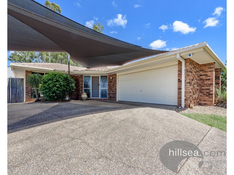 8 Otford Place, Helensvale QLD 4212