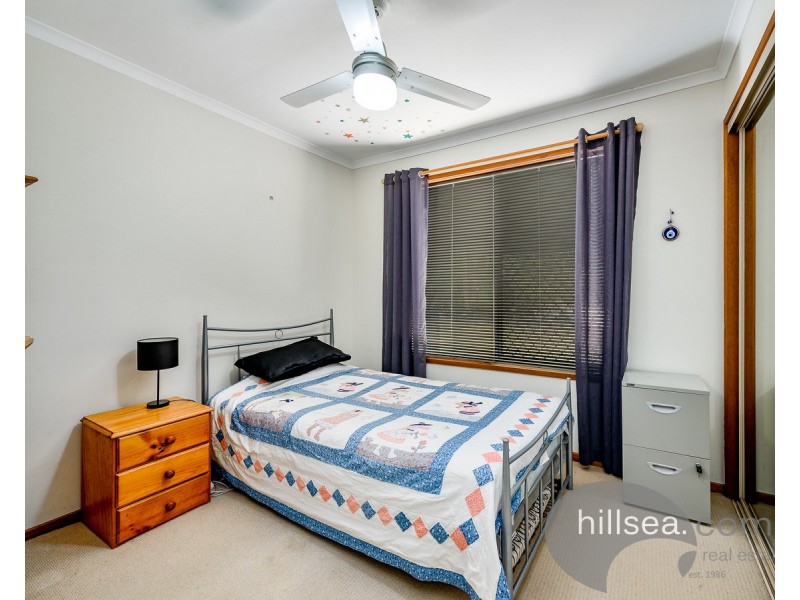 8 Otford Place, Helensvale QLD 4212