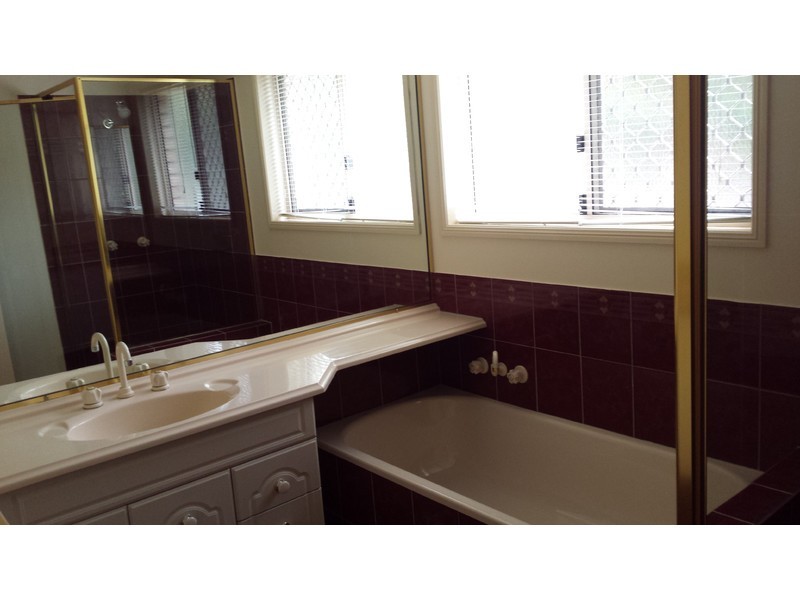 11 Harwood Place, Maudsland QLD 4210