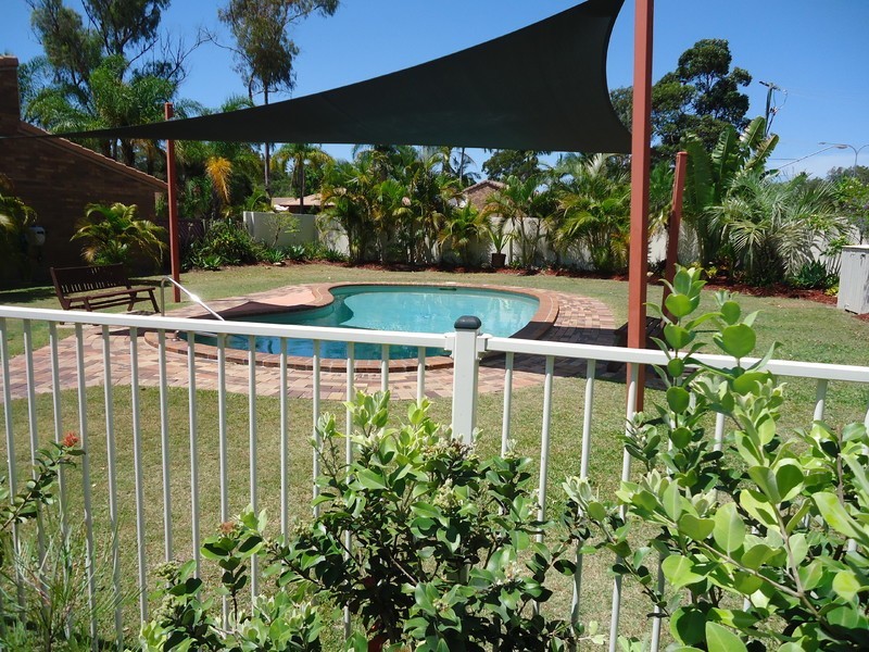 10/81 Olsen Avenue, Labrador QLD 4215