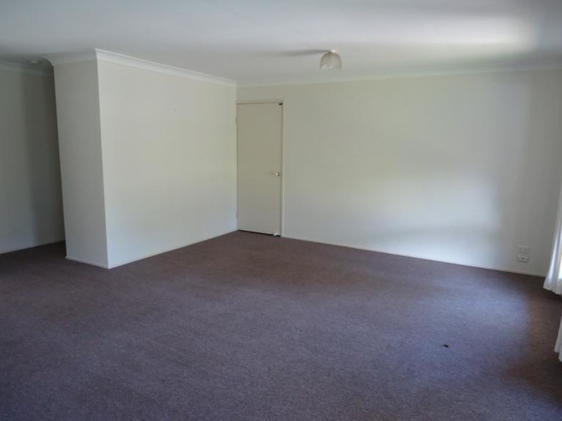 4/145 Central Street, Labrador QLD 4215