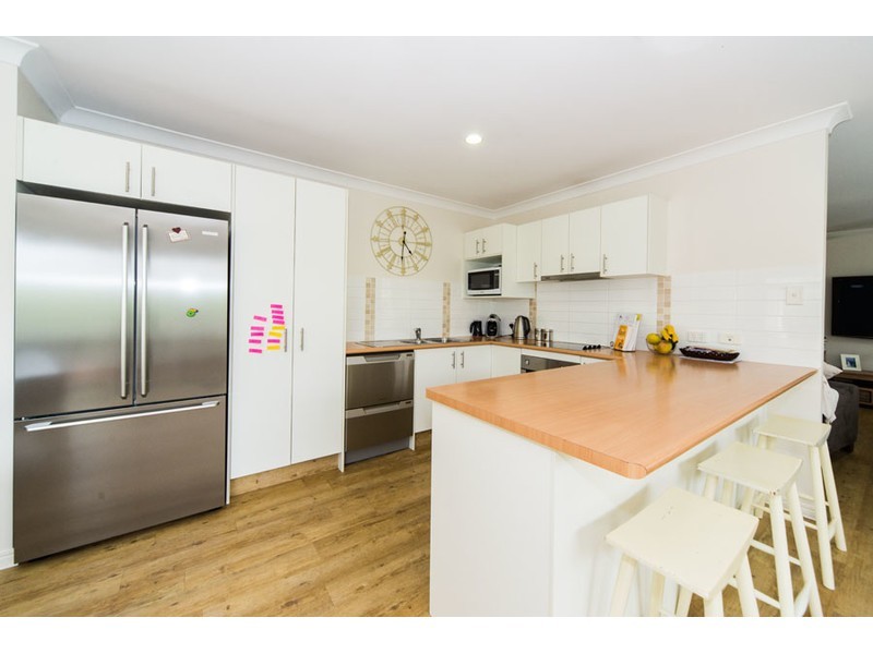 12 Starkey Street, Pacific Pines QLD 4211