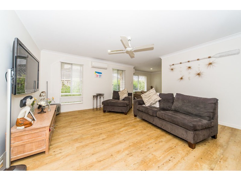 12 Starkey Street, Pacific Pines QLD 4211