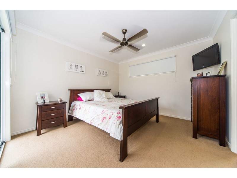 12 Starkey Street, Pacific Pines QLD 4211