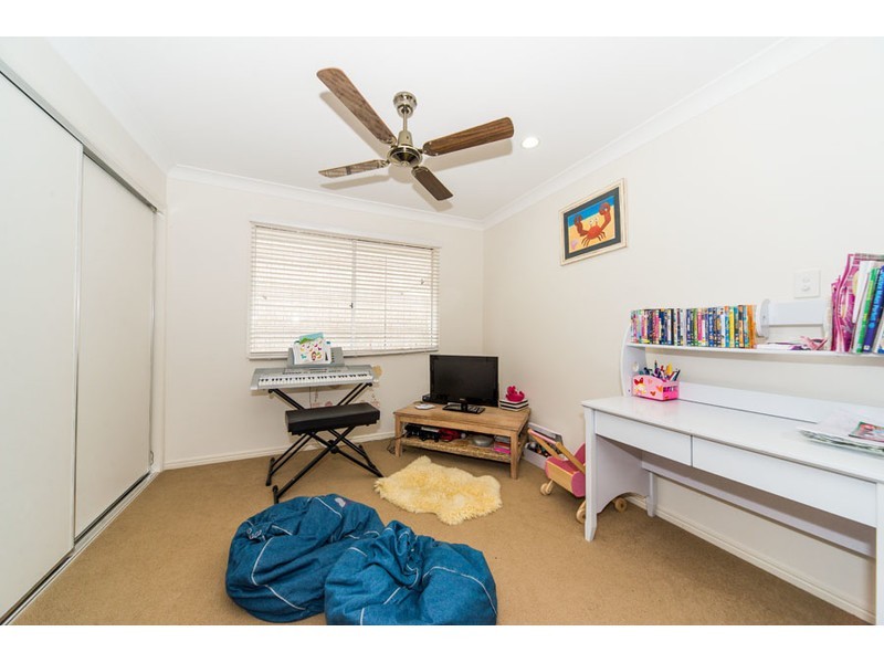 12 Starkey Street, Pacific Pines QLD 4211