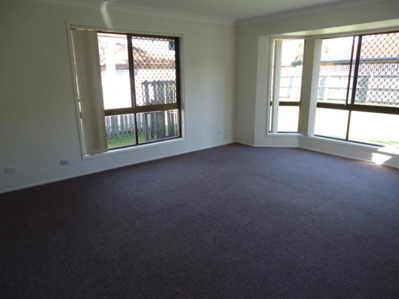3/145 Central Street, Labrador QLD 4215