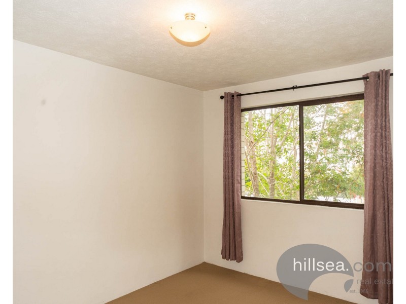 4/3 Ahern Street, Labrador QLD 4215