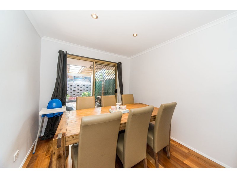 2/21 Paramount Place, Oxenford QLD 4210