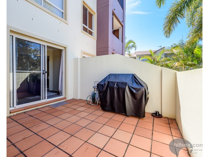 17/89-91 Bayview Street, Runaway Bay QLD 4216