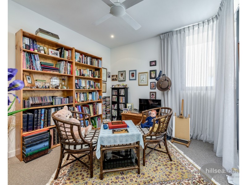 6401/323 Bayview Street, Hollywell QLD 4216