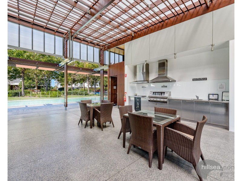 6401/323 Bayview Street, Hollywell QLD 4216