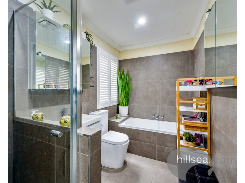 19 Sidney Nolan Drive, Coombabah QLD 4216