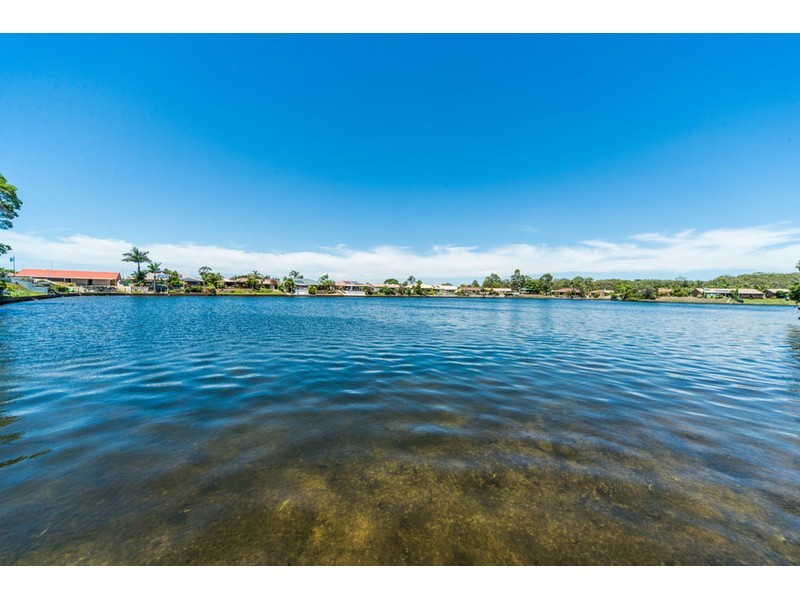 2/3 Possum Crescent, Coombabah QLD 4216