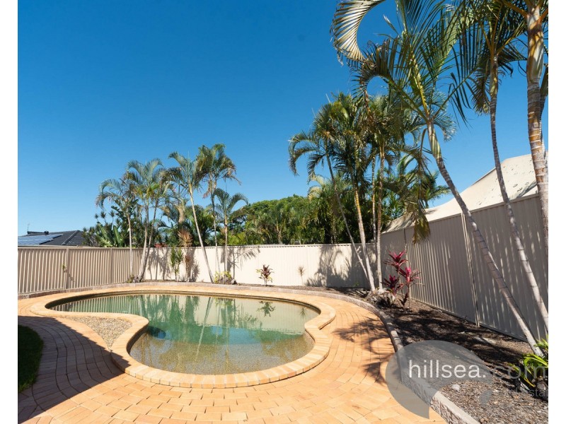 16 Waranga Way, Coombabah QLD 4216