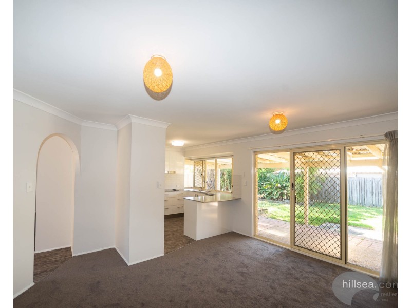 39 Clubhouse Drive, Arundel QLD 4214