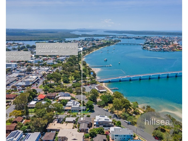 4/4 Milton Avenue, Paradise Point QLD 4216