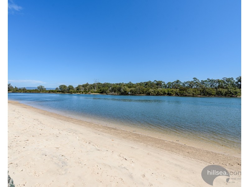 8 & 9/1 Pinnaroo Street, Hope Island QLD 4212