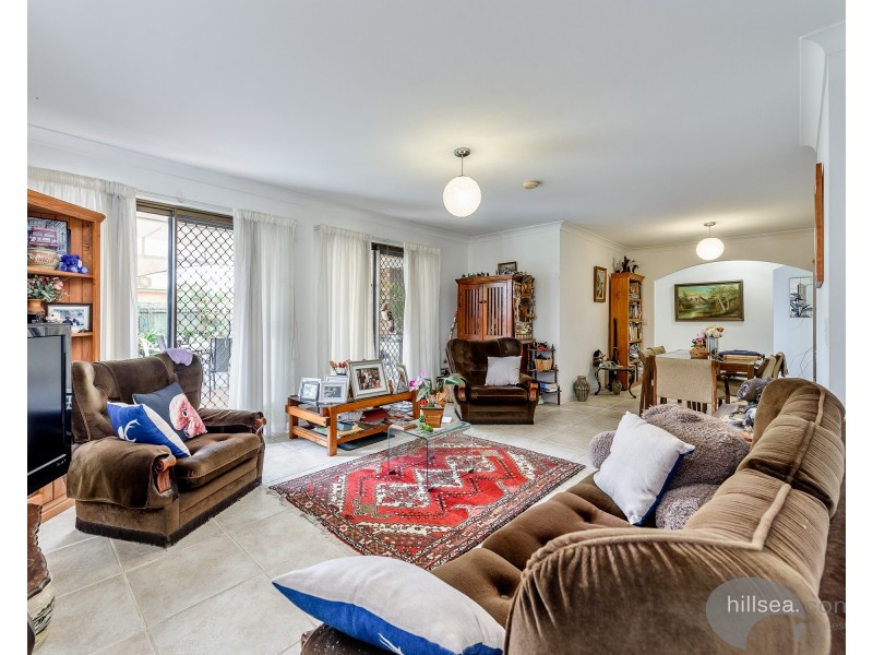 17 Salvia Street, Hollywell QLD 4216