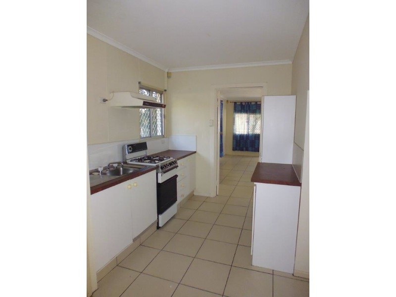 32 Turana Street, Coombabah QLD 4216