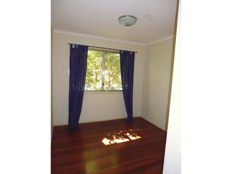 32 Turana Street, Coombabah QLD 4216