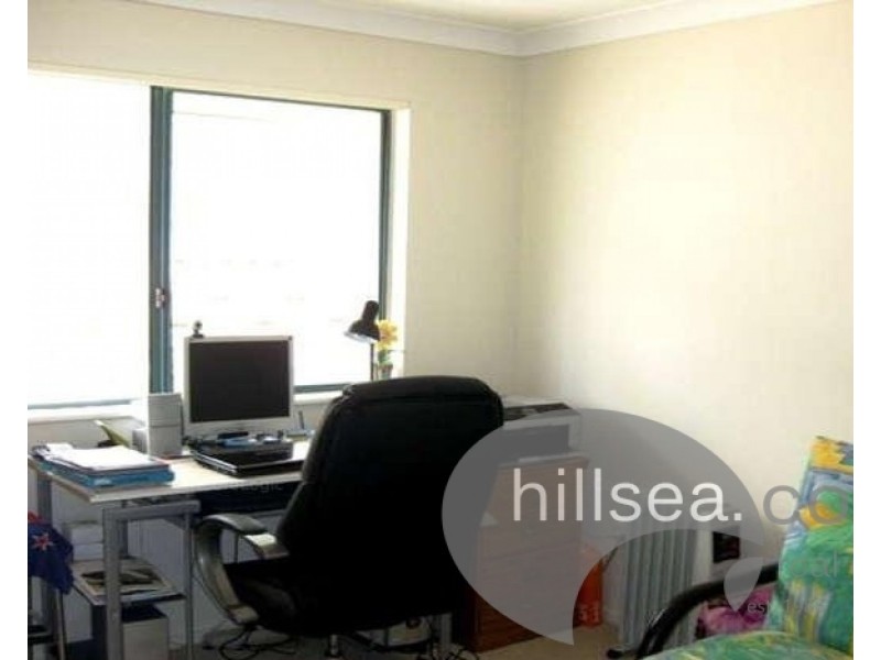 4/6 Buddy Holly Close, Parkwood QLD 4214