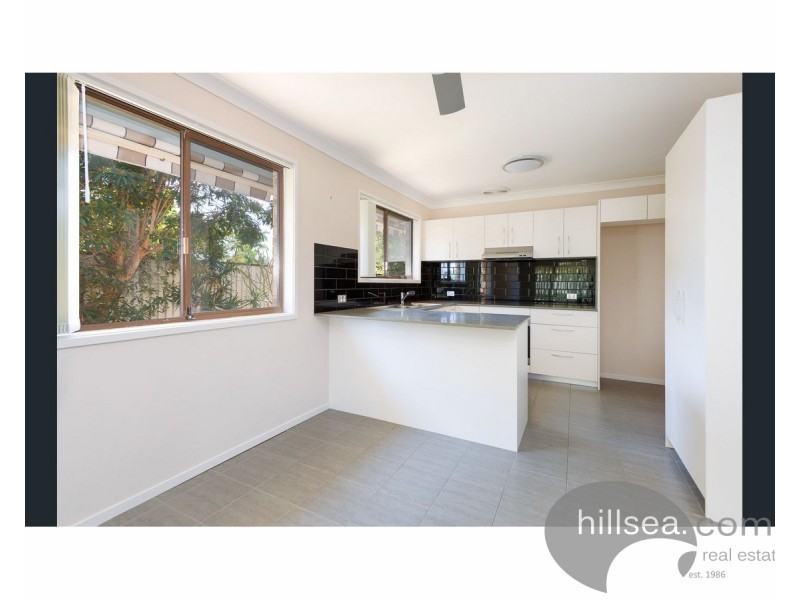 145 Oxley Drive, Hollywell QLD 4216