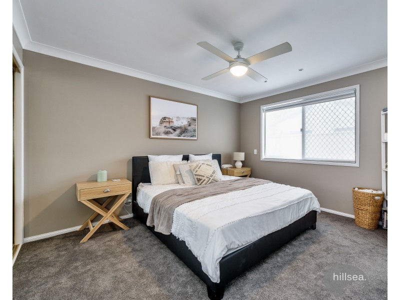 56 Lakefield Crescent, Paradise Point QLD 4216