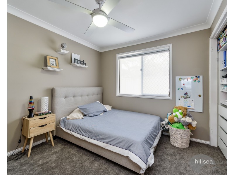 56 Lakefield Crescent, Paradise Point QLD 4216