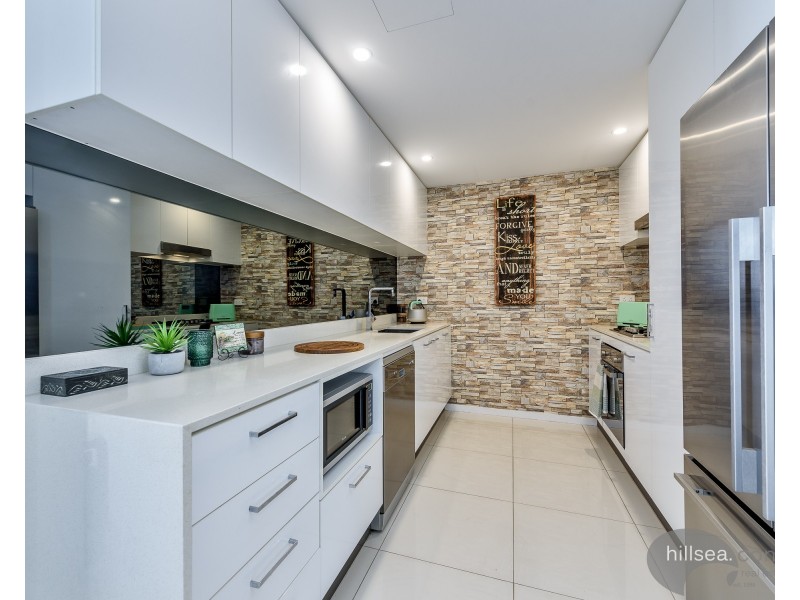 1808/5 Harbour Side Court, Biggera Waters QLD 4216