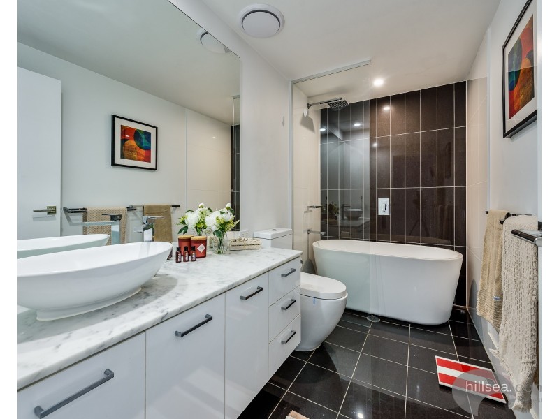 1808/5 Harbour Side Court, Biggera Waters QLD 4216