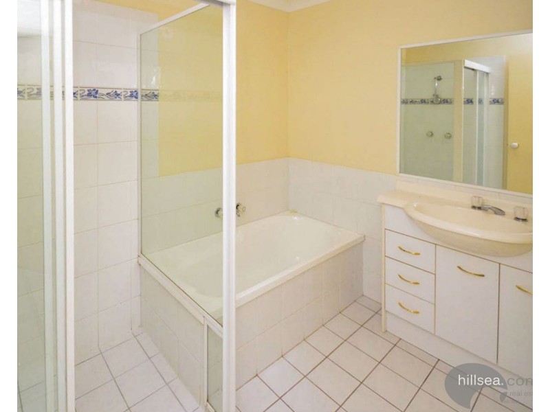 9/113-115 Arundel Drive, Arundel QLD 4214