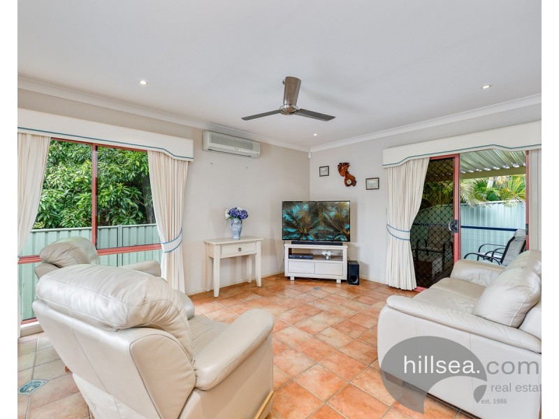 24 Maidstone Place, Parkwood QLD 4214