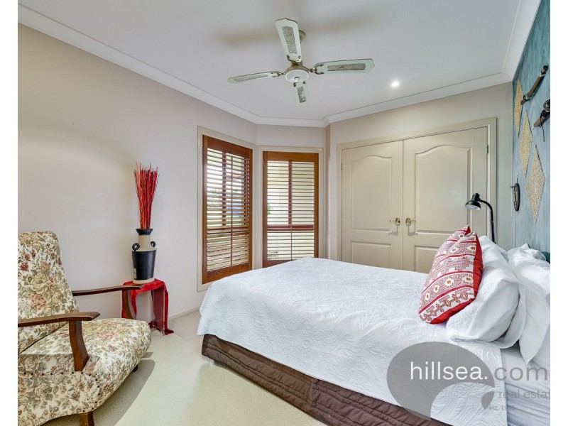 24 Maidstone Place, Parkwood QLD 4214