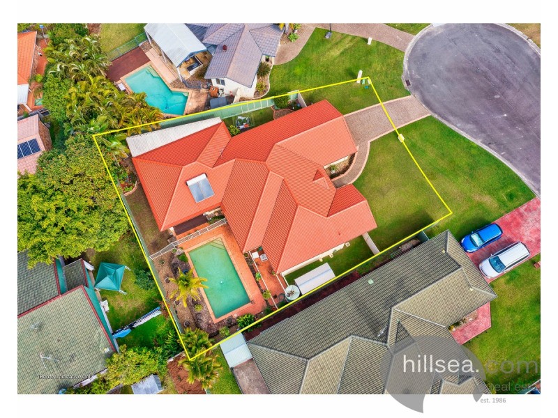 24 Maidstone Place, Parkwood QLD 4214