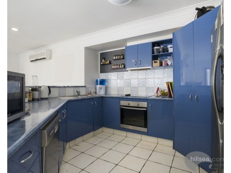 24 Blackwattle Circuit, Arundel QLD 4214