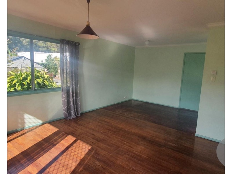 42 Hepworth Street, Arundel QLD 4214