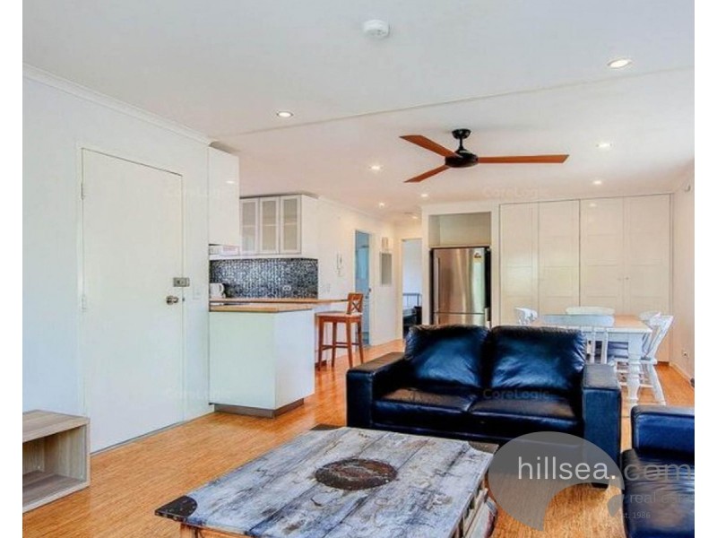 6/164 Frank Street, Labrador QLD 4215