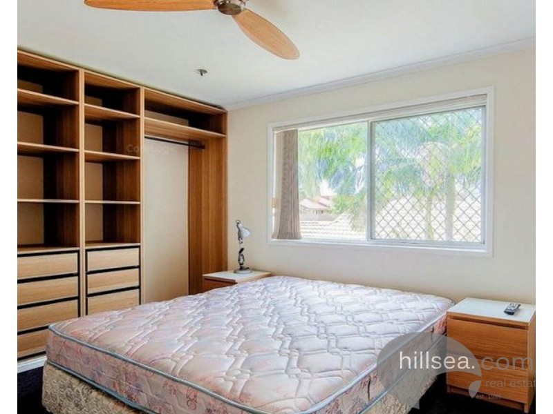 6/164 Frank Street, Labrador QLD 4215